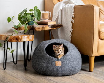 Premium Felted Wool Cat Cave Bed (Color: Stone Gray, size: large)